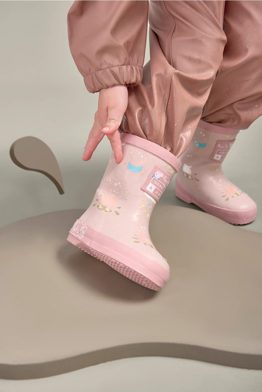 Peppa Colour Changing Wellies image 3